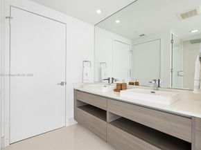 460 NE 28th St 3508, Miami FL 33137