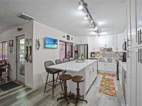 1003 10th Ter, Palm Beach Gardens FL 33418