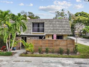 1003 10th Ter, Palm Beach Gardens FL 33418