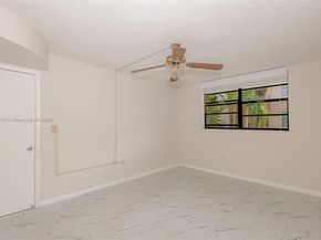 1100 Colony Point Cir 208, Pembroke Pines FL 33026