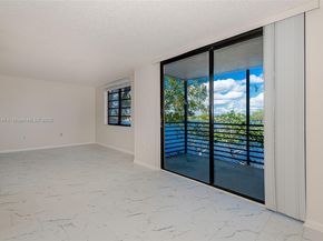 1100 Colony Point Cir 208, Pembroke Pines FL 33026