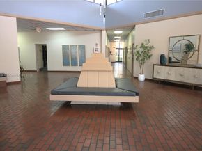 1100 Colony Point Cir 208, Pembroke Pines FL 33026