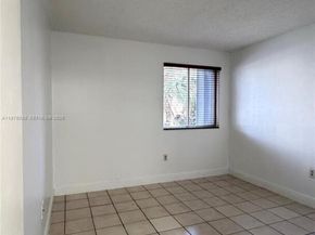 6207 SW 131st Ct 101, Miami FL 33183