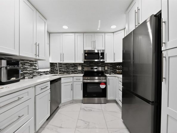 2741 S Carambola Cir S 1916, Coconut Creek FL 33066