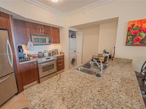 19900 E Country Club Dr 1214, Aventura FL 33180