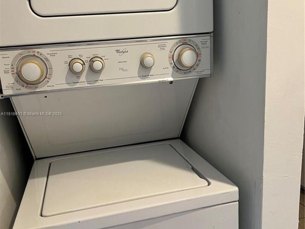 2600 NW 28th St 2072, Miami FL 33142