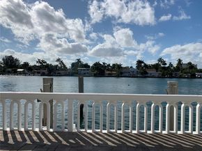 1455 N Treasure Dr 2M, North Bay Village FL 33141