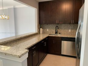 1455 N Treasure Dr 2M, North Bay Village FL 33141