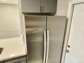5532 SW 22nd St, West Park FL 33023