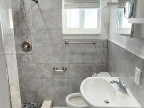 1490/1492 NW 38th St, Miami FL 33142