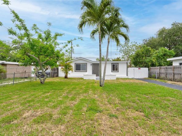 6044 SW 37th St, Miramar FL 33023
