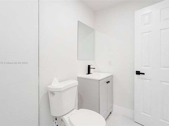 6044 SW 37th St, Miramar FL 33023