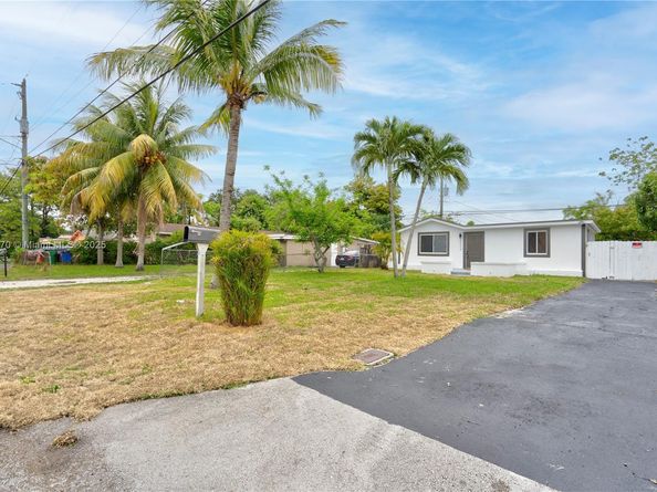 6044 SW 37th St, Miramar FL 33023