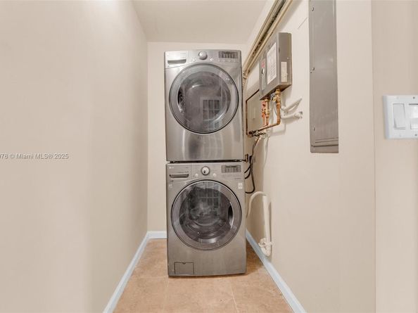 1234 Buchanan St, Hollywood FL 33019