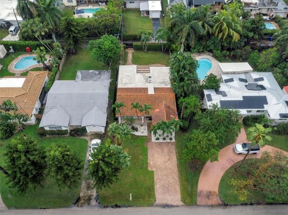 1234 Buchanan St, Hollywood FL 33019