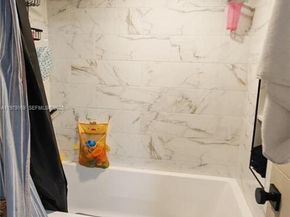 2802 N 46 Ave 520B, Hollywood FL 33021