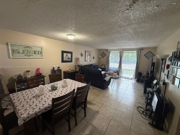 6940 Miami Gardens Dr 1122, Hialeah FL 33015
