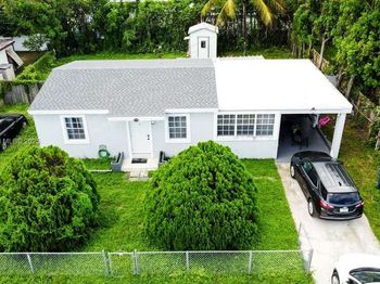 18040 NW 2nd Ct