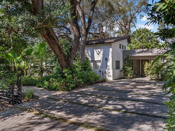 4095 Battersea Rd, Miami FL 33133