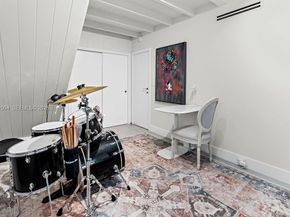 4095 Battersea Rd, Miami FL 33133