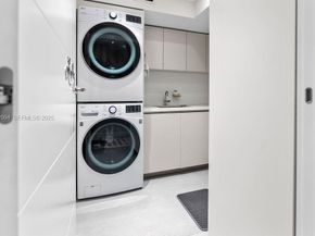 4095 Battersea Rd, Miami FL 33133