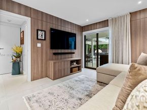 4095 Battersea Rd, Miami FL 33133