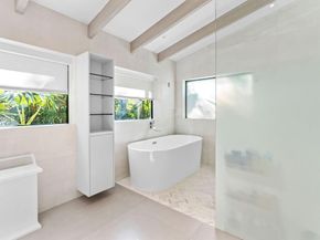 4095 Battersea Rd, Miami FL 33133