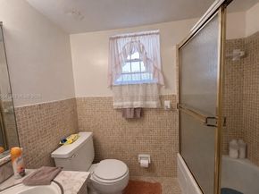 410 SE 2nd St 305, Hallandale Beach FL 33009