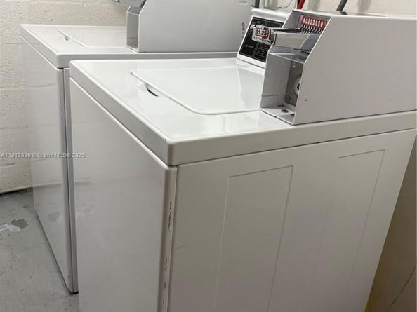 7051 Environ Blvd 632, Lauderhill FL 33319