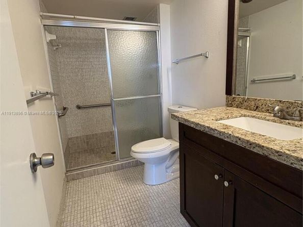 7051 Environ Blvd 632, Lauderhill FL 33319