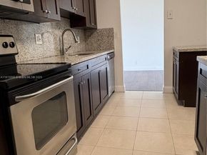 7051 Environ Blvd 632, Lauderhill FL 33319