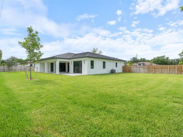 8231 SW 193rd Terrace, Miami FL 33157