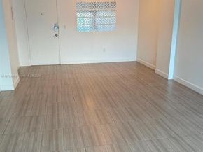 400 Kings Point Dr 224, Sunny Isles Beach FL 33160