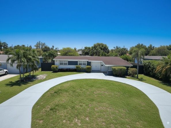 9460 Caribbean Blvd, Cutler Bay FL 33189