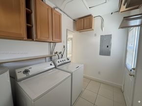 9460 Caribbean Blvd, Cutler Bay FL 33189