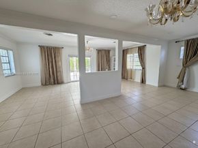 9460 Caribbean Blvd, Cutler Bay FL 33189
