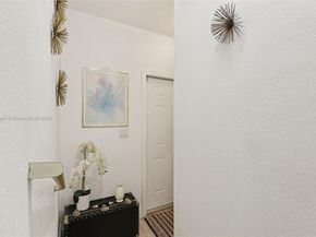 260 NW 133rd St, North Miami FL 33168