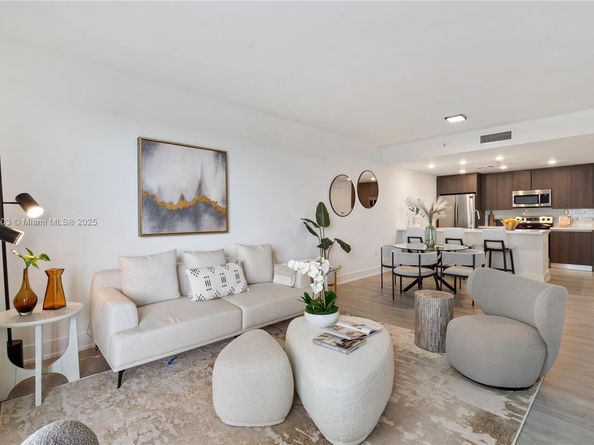 425 SE 1 Street 406A, Pompano Beach FL 33060
