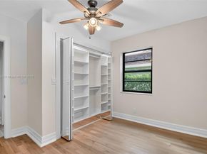 1027 S Palmway, Lake Worth FL 33460
