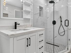 1027 S Palmway, Lake Worth FL 33460