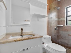 1027 S Palmway, Lake Worth FL 33460