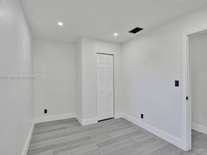 1628 NE 7th Ave, Fort Lauderdale FL 33305