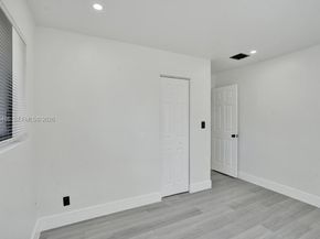 1628 NE 7th Ave, Fort Lauderdale FL 33305