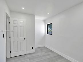 1628 NE 7th Ave, Fort Lauderdale FL 33305