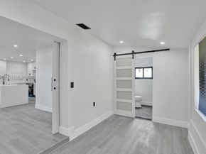 1628 NE 7th Ave, Fort Lauderdale FL 33305