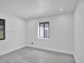 1628 NE 7th Ave, Fort Lauderdale FL 33305