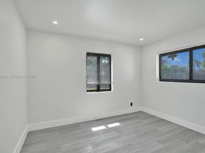 1628 NE 7th Ave, Fort Lauderdale FL 33305