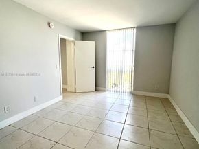 13499 Biscayne Blvd 1405, North Miami FL 33181