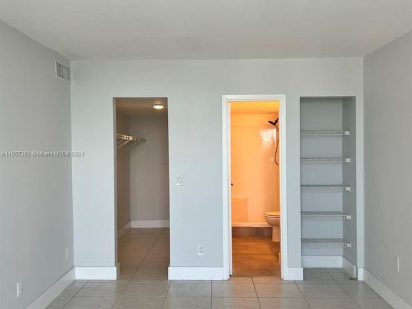 13499 Biscayne Blvd 1405, North Miami FL 33181