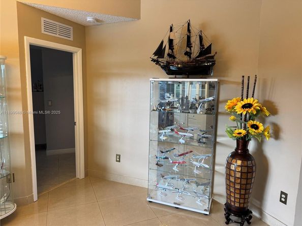 14700 SW 151st Ter, Miami FL 33196